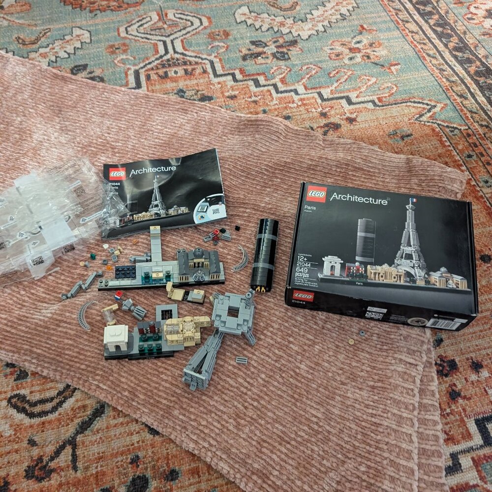 LEGO Architecture Paris Skyline 21044 | Built, Complete — All 649 Pieces